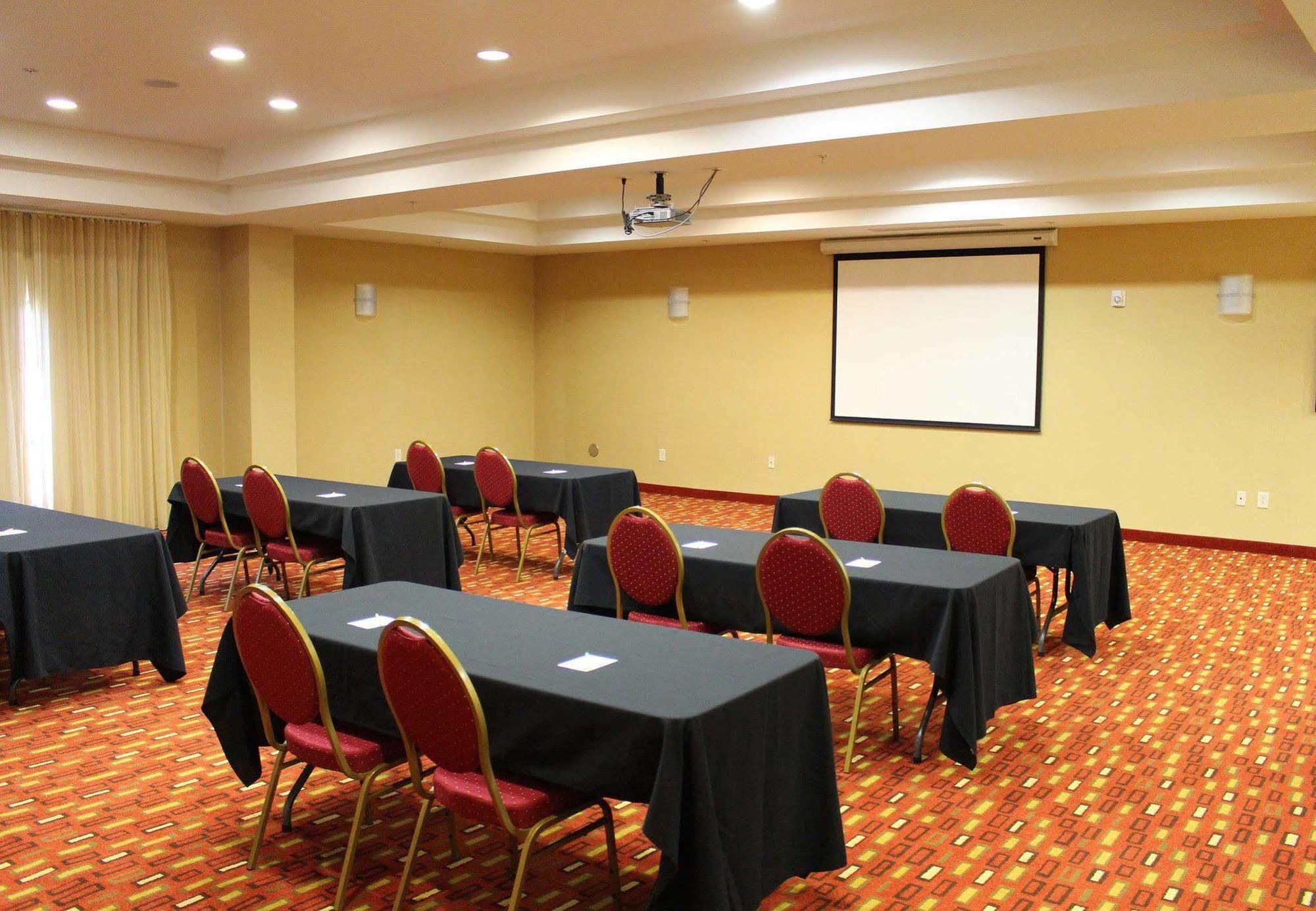Courtyard By Marriott Clarksville Luaran gambar